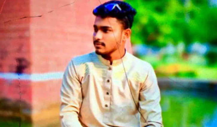 বাবার মরদেহ বাড়িতে রেখে পরীক্ষা দিলো আশিক